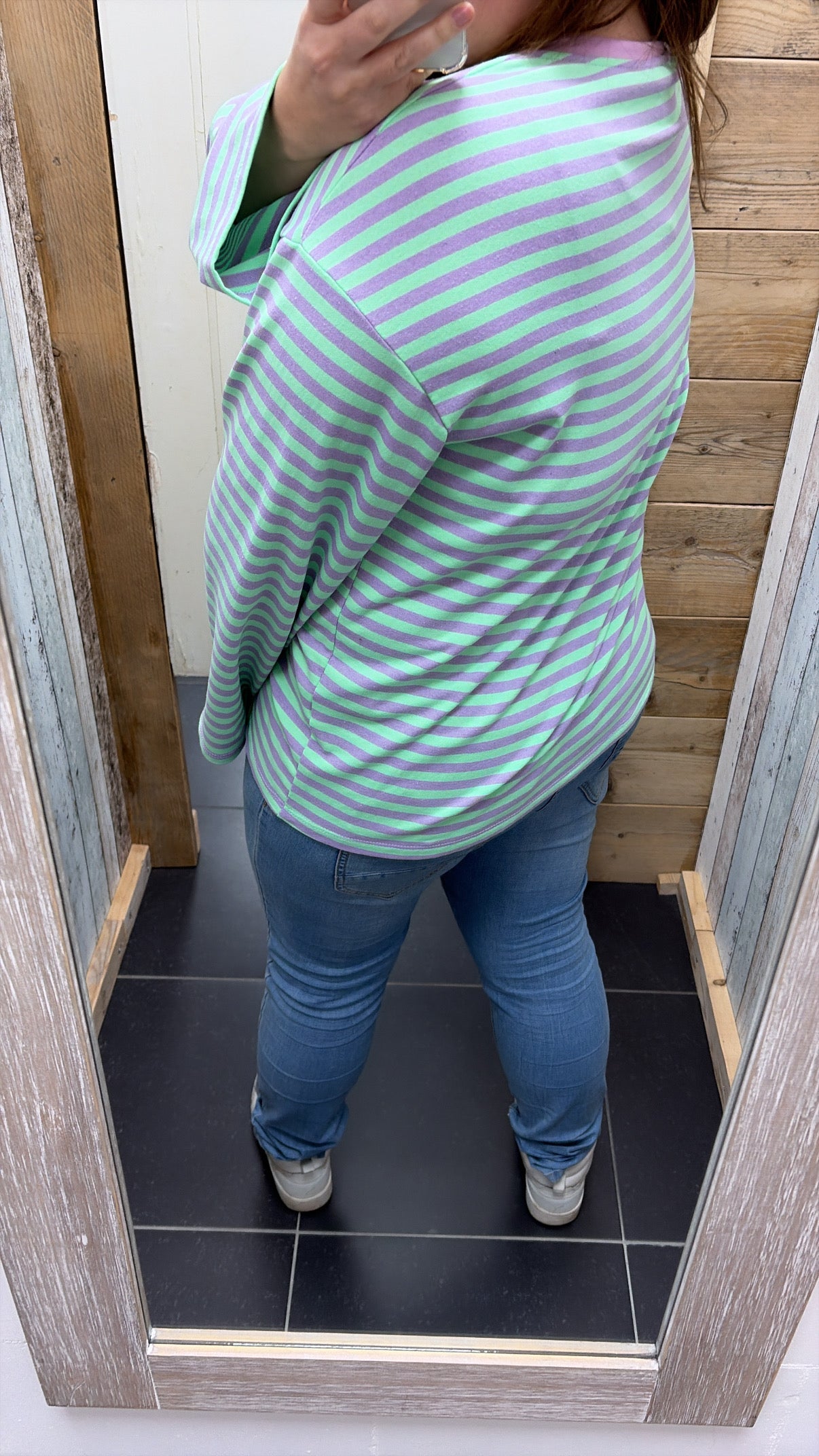 PS TOP ‘STREPEN EMBLEEM' | LILA/GROEN