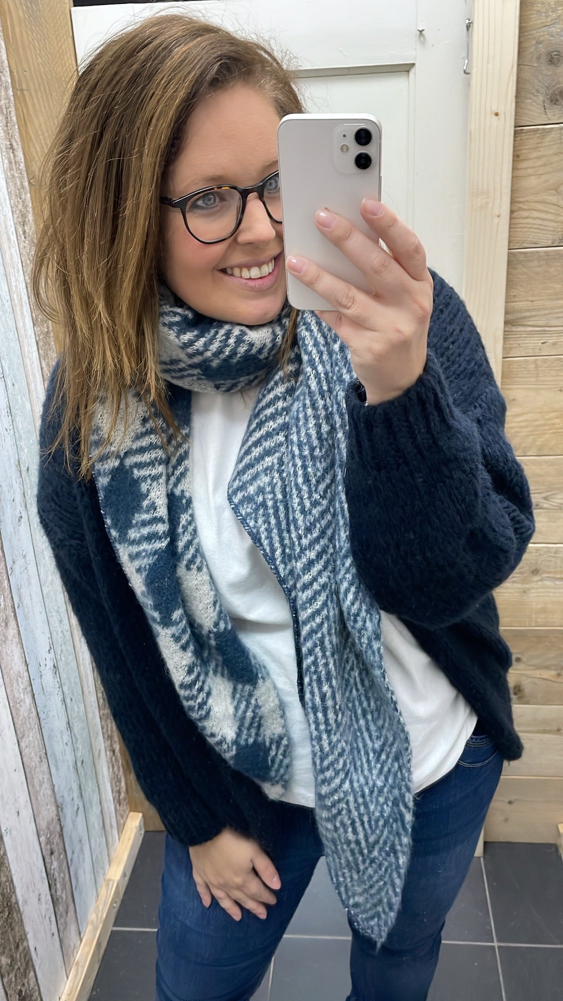 VEST ‘SOFIE’ | DONKERBLAUW