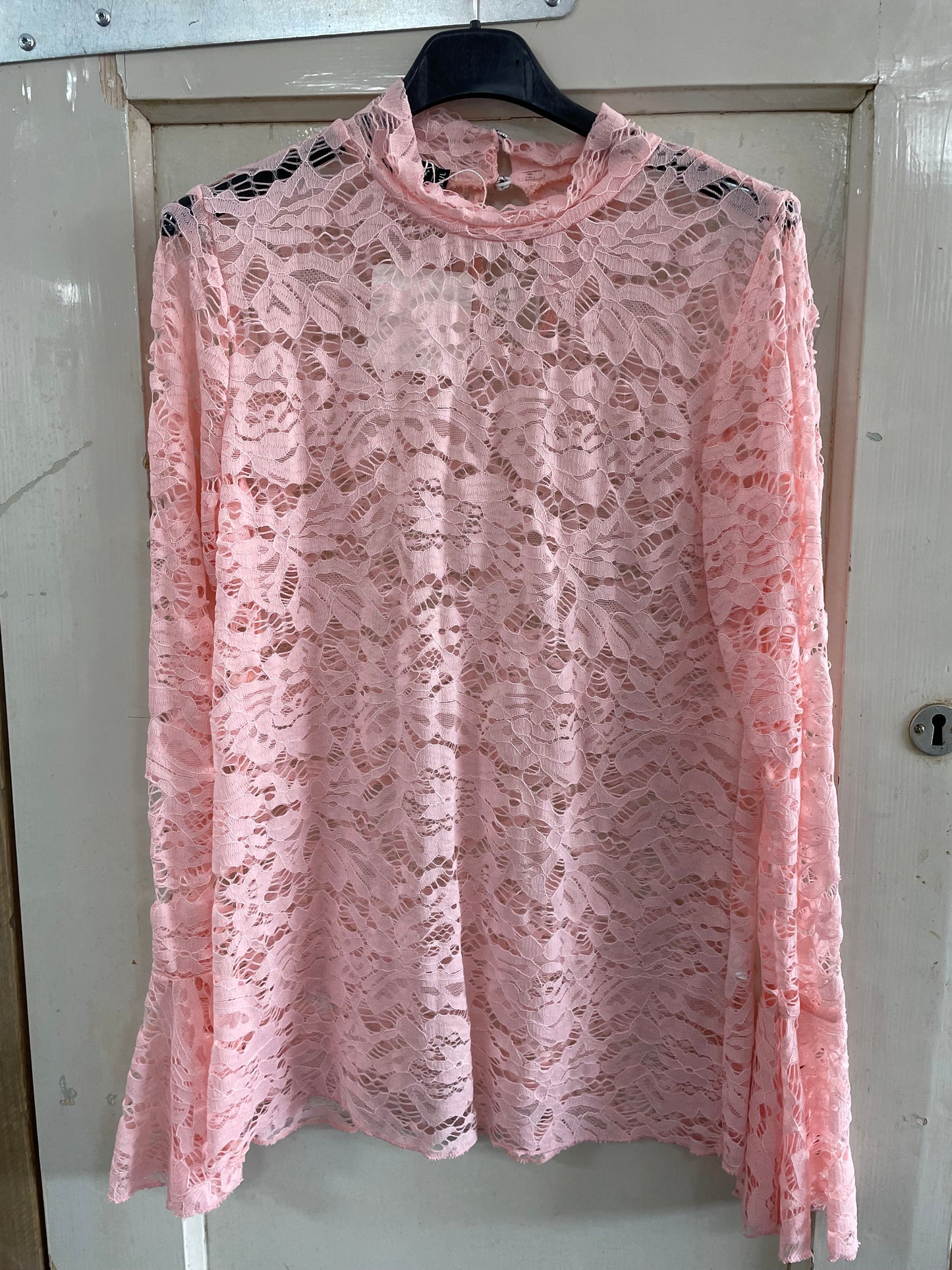 VIRAL TOP ‘LACE' | LICHTROZE
