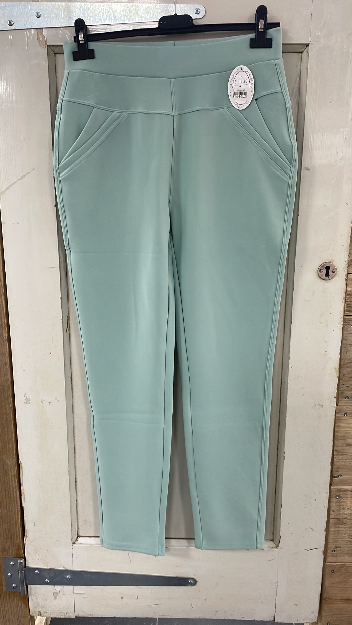 TRAVELBROEK | MINTGROEN