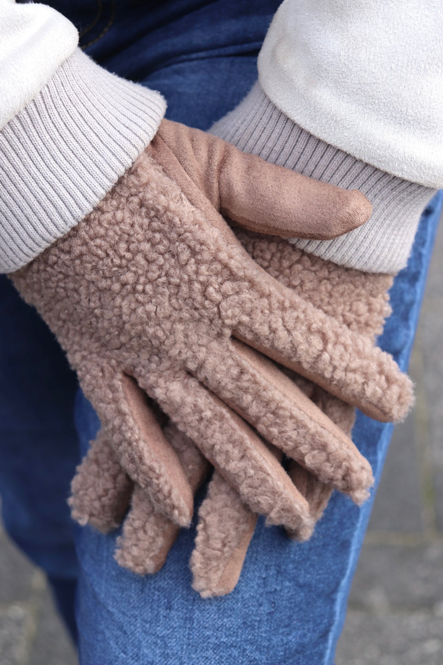 HANDSCHOEN ‘TEDDY’ | TAUPE