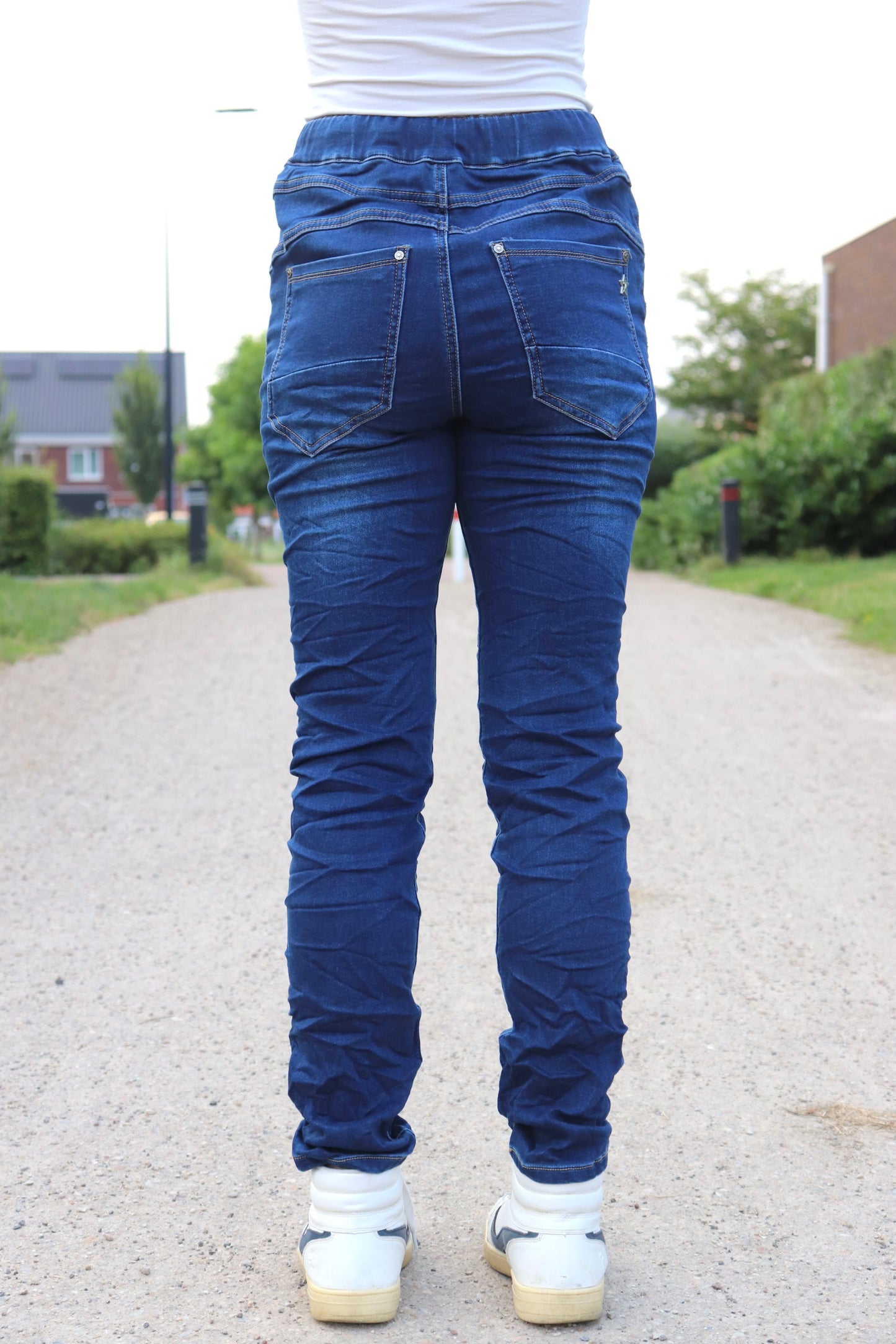 KAROSTAR 'JOGGING JEANS' | DONKERJEANS