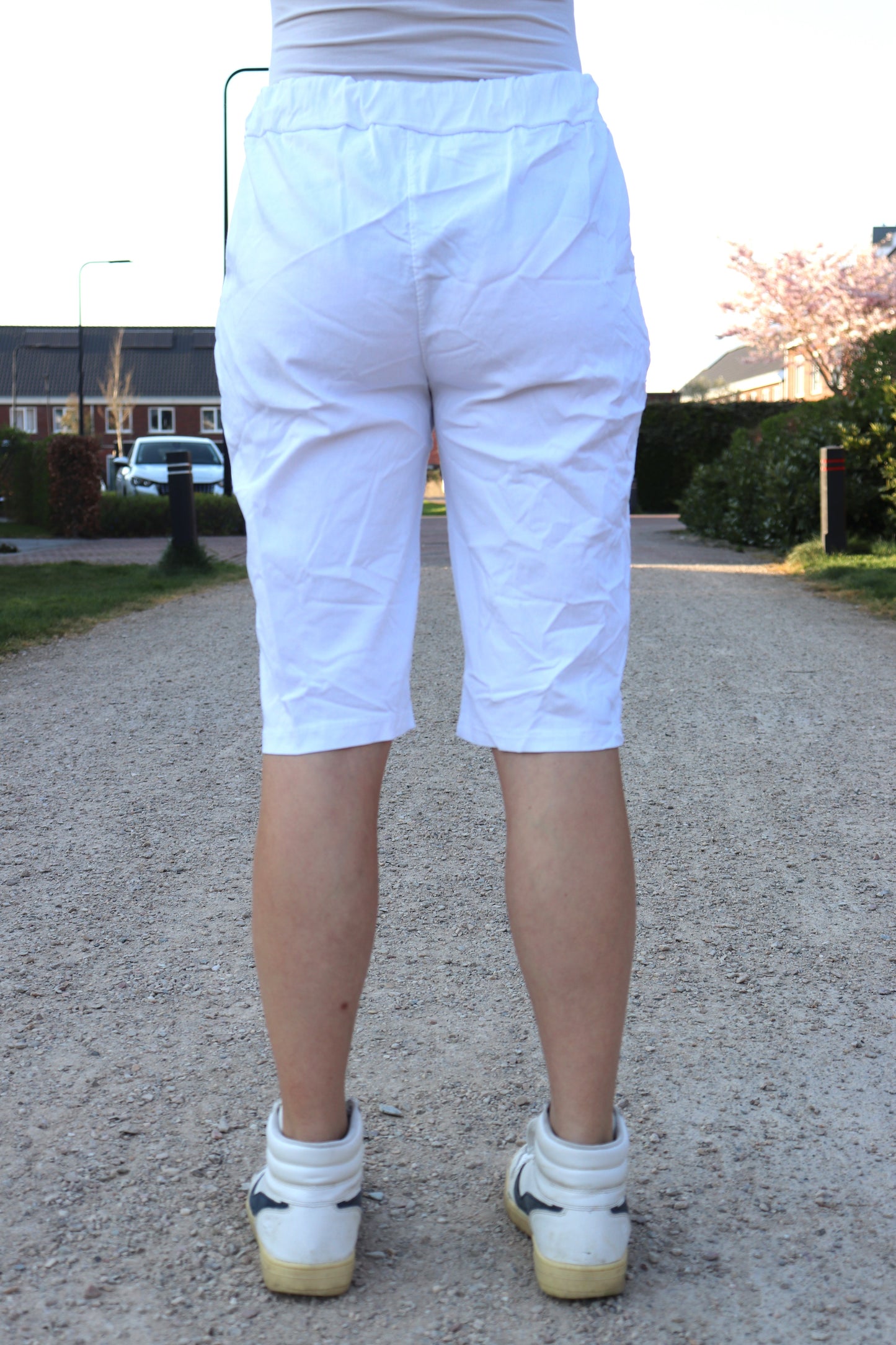 COMFY BROEK 'KORT KNOPEN’ | WIT