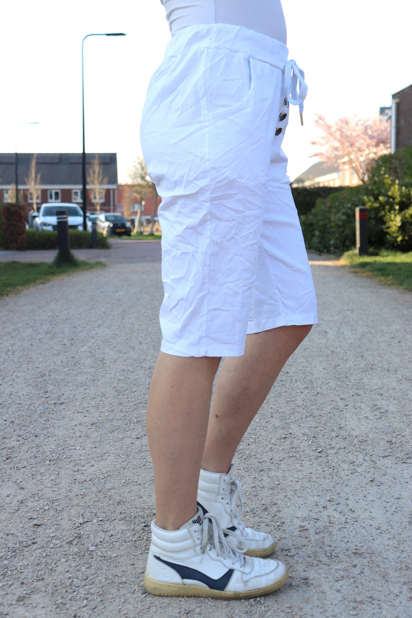 COMFY BROEK 'KORT KNOPEN’ | WIT