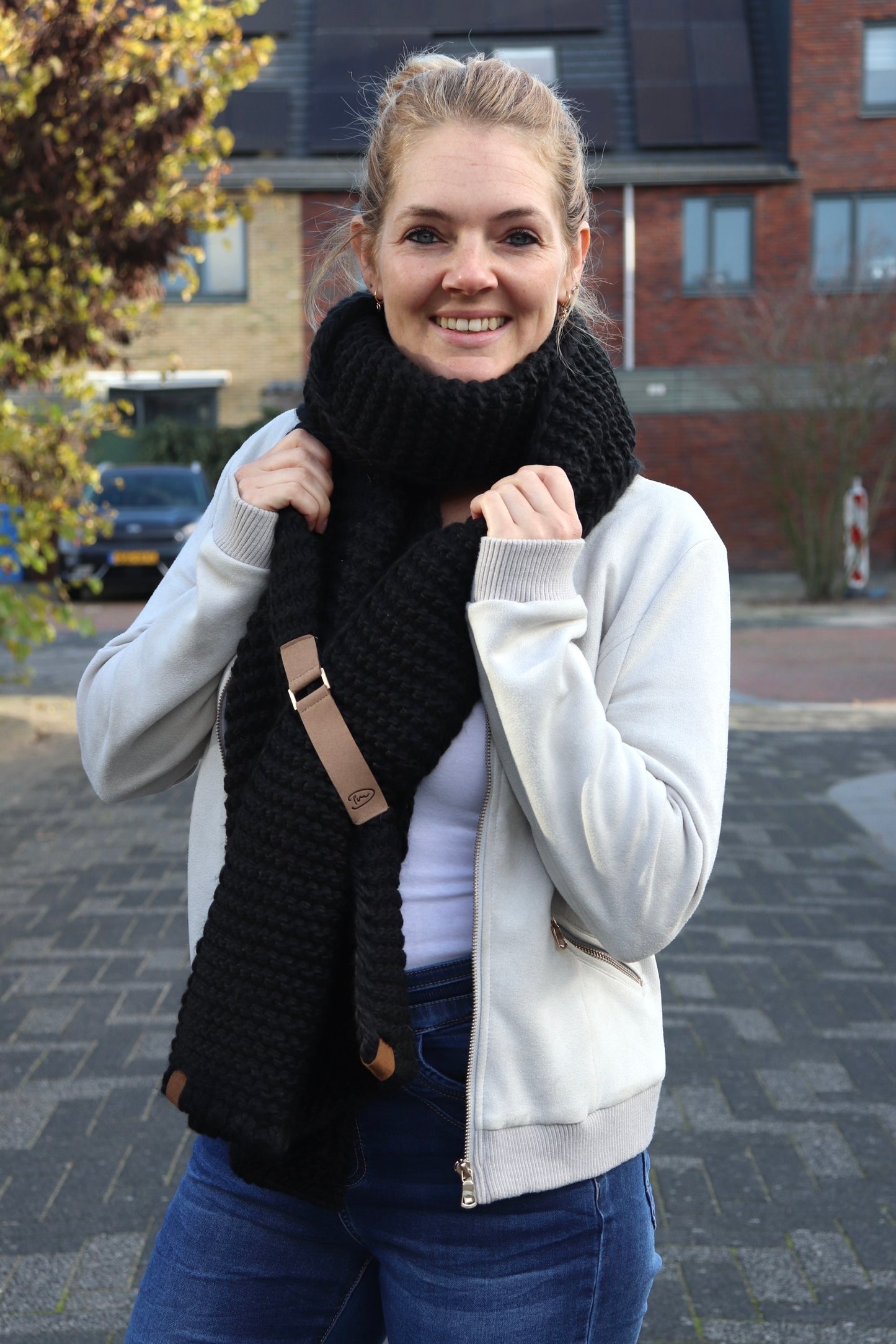 SJAAL ‘GEBREID’ | ZWART