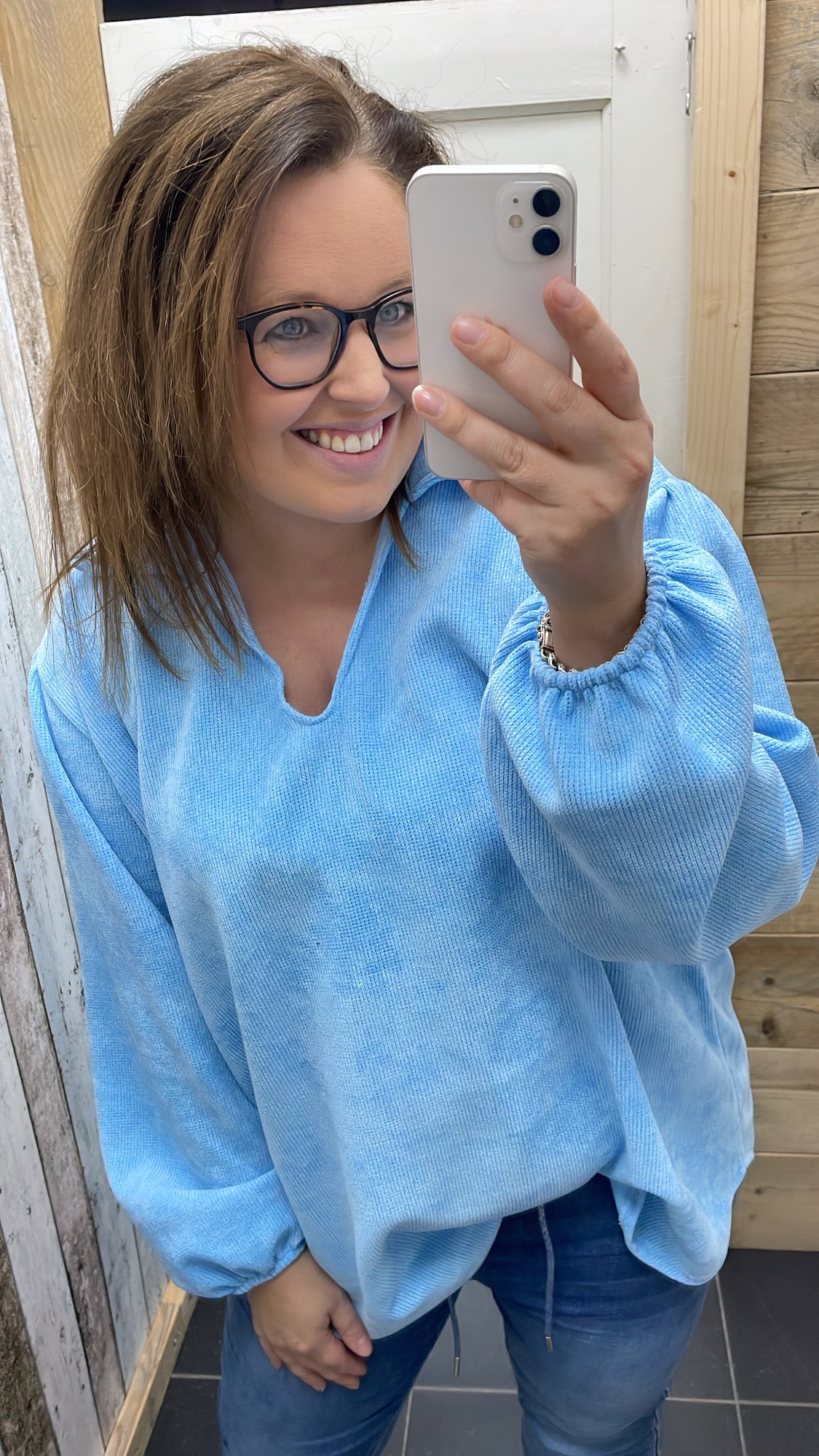 PS TRUI 'V-HALS' | LICHTBLAUW