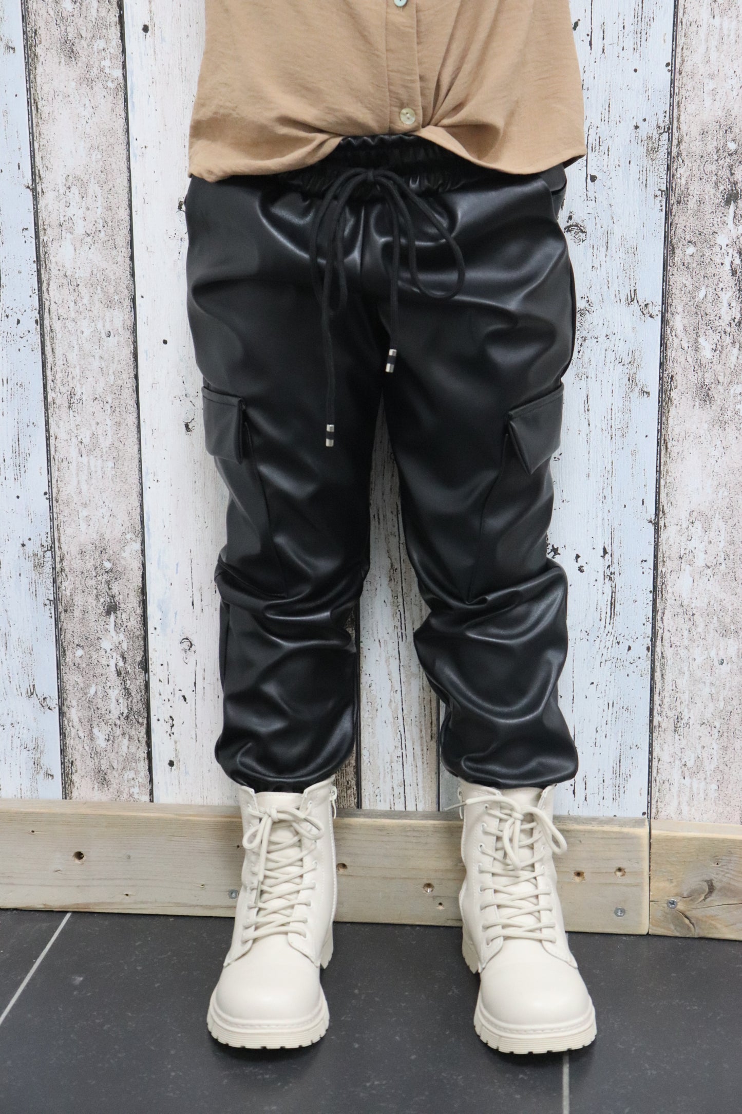 KIDS CARGOBROEK 'LEATHERLOOK' | ZWART