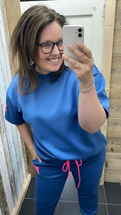 COMFY PAK LANG 'EMBLEEM' | BLAUW
