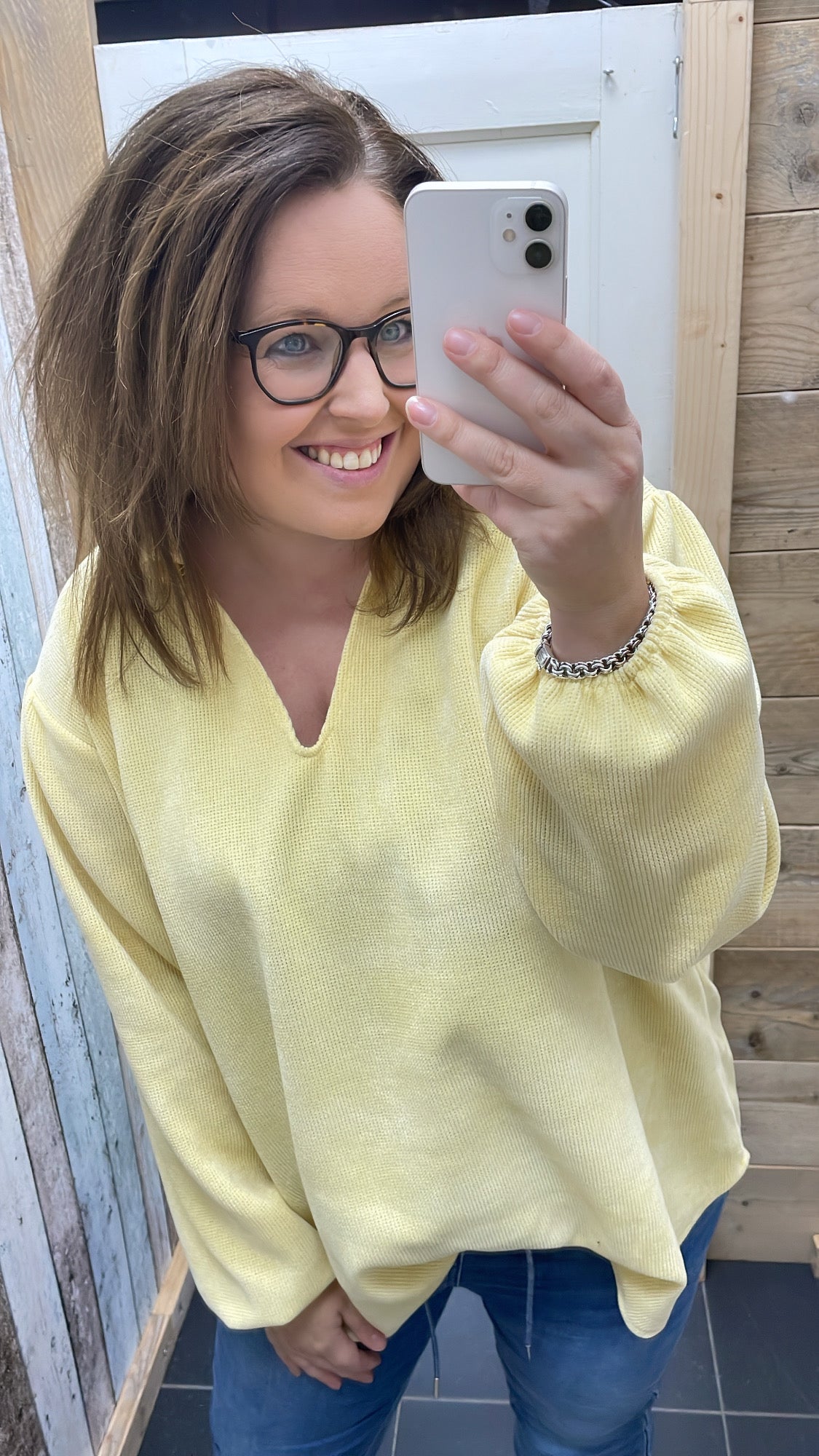 PS TRUI 'V-HALS' | ZACHTGEEL