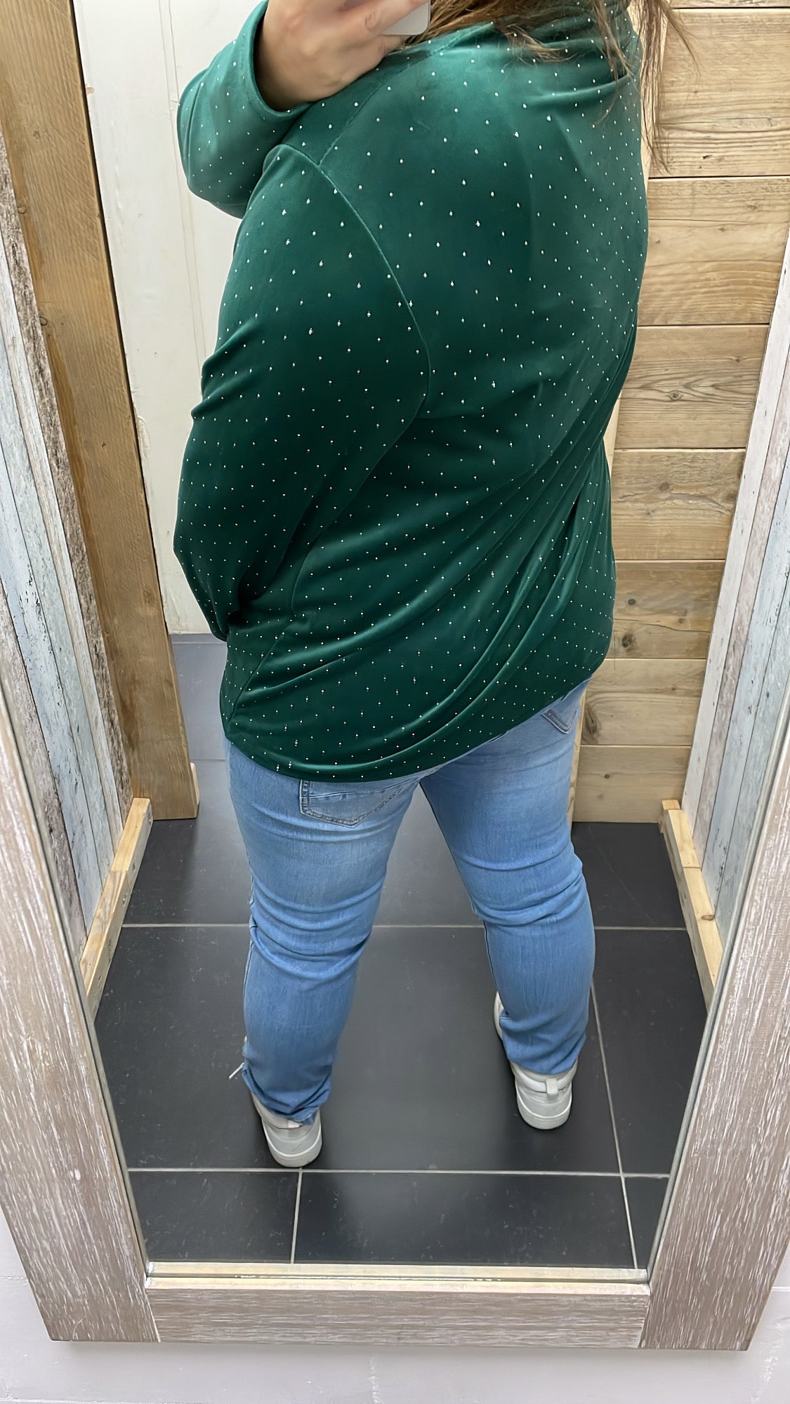 PS TOP 'COLL EMBLEEM' | DONKERGROEN