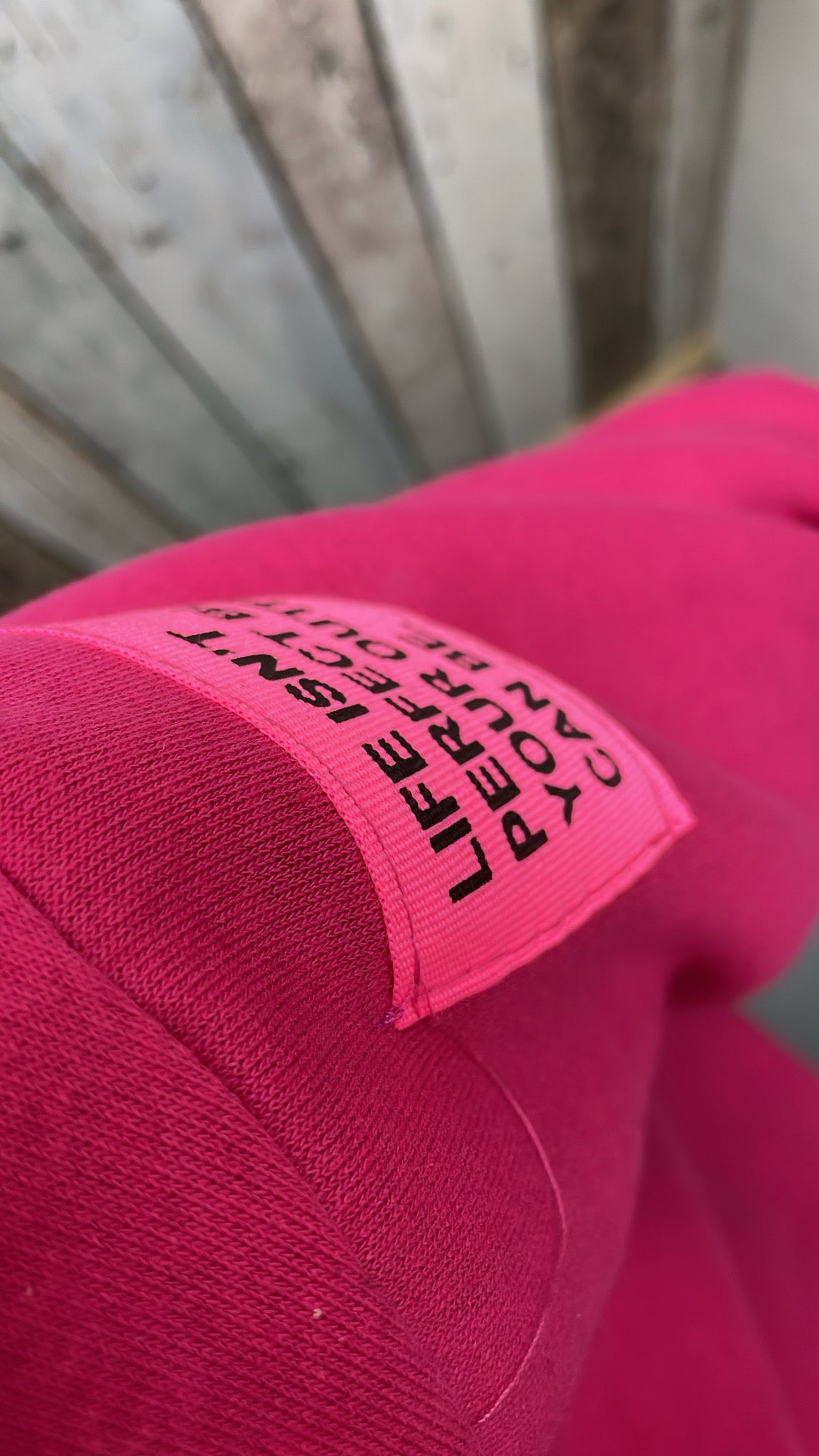 PS TRUI ‘EMBLEEM’ | FUCHSIA