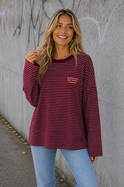 LONGSLEEVE 'ALWAYS LATE' | BORDEAUX