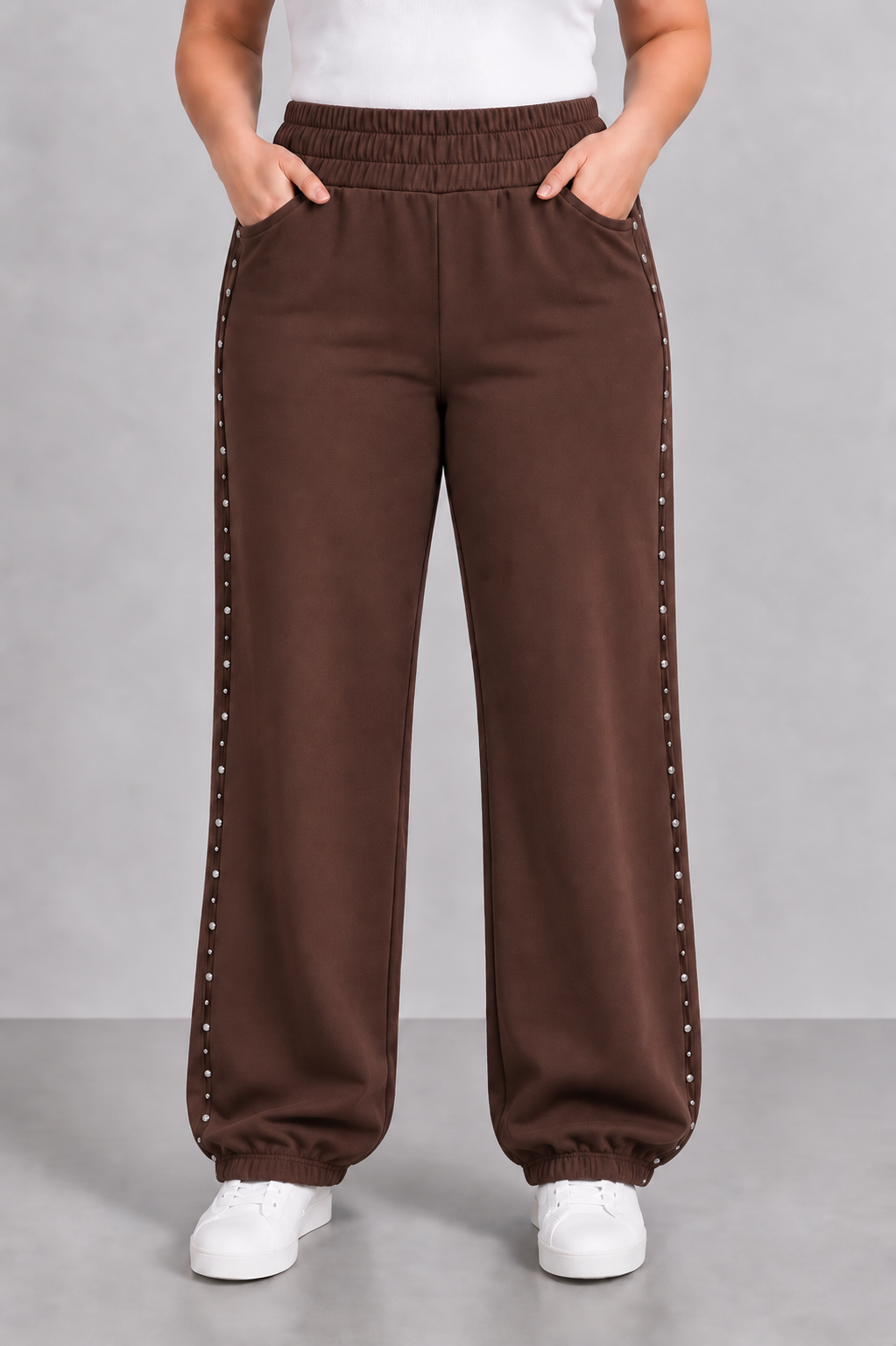 JOGGINGBROEK 'STUDS' | BRUIN