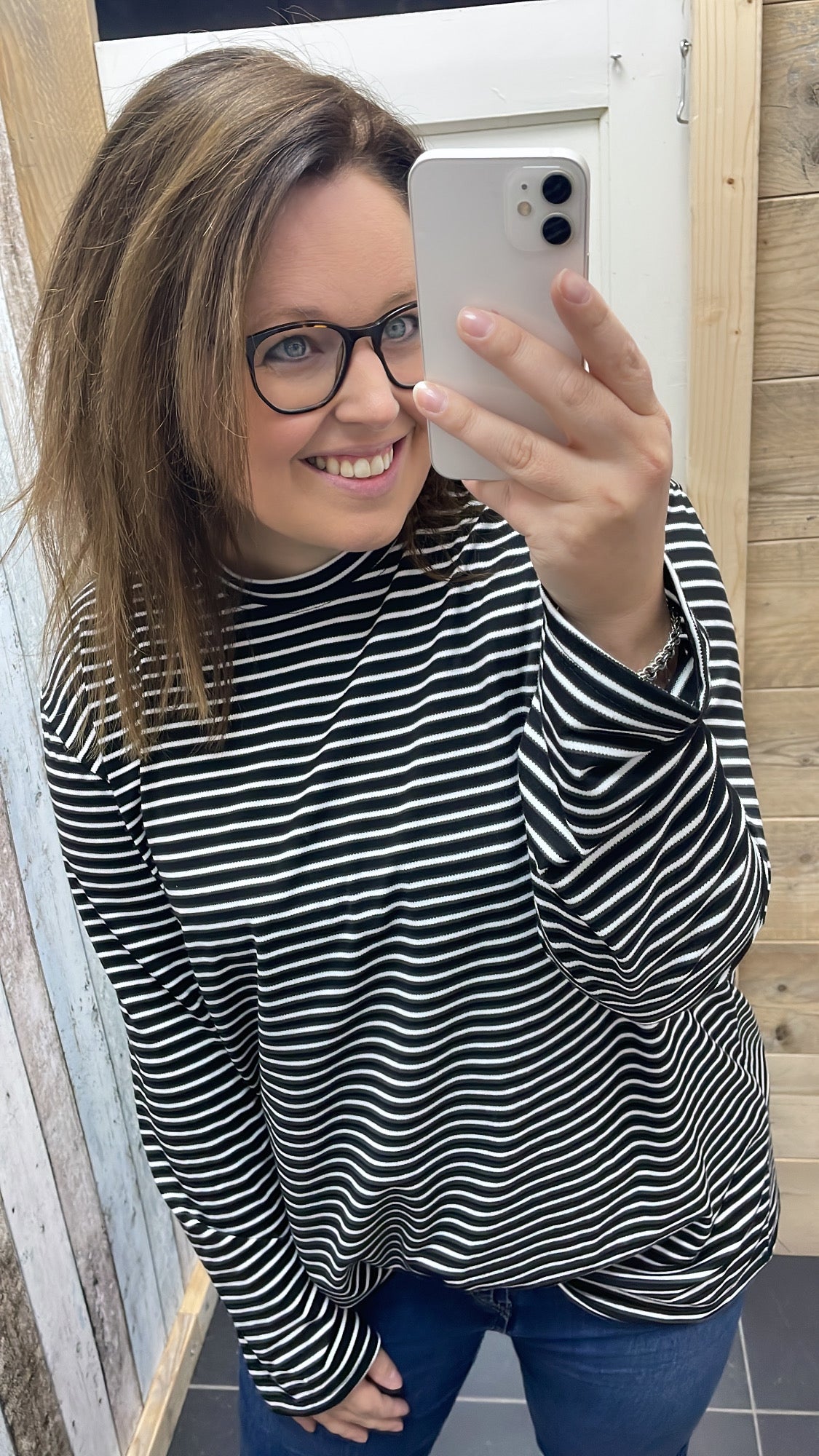 LONGSLEEVE 'STREPEN' | ZWART