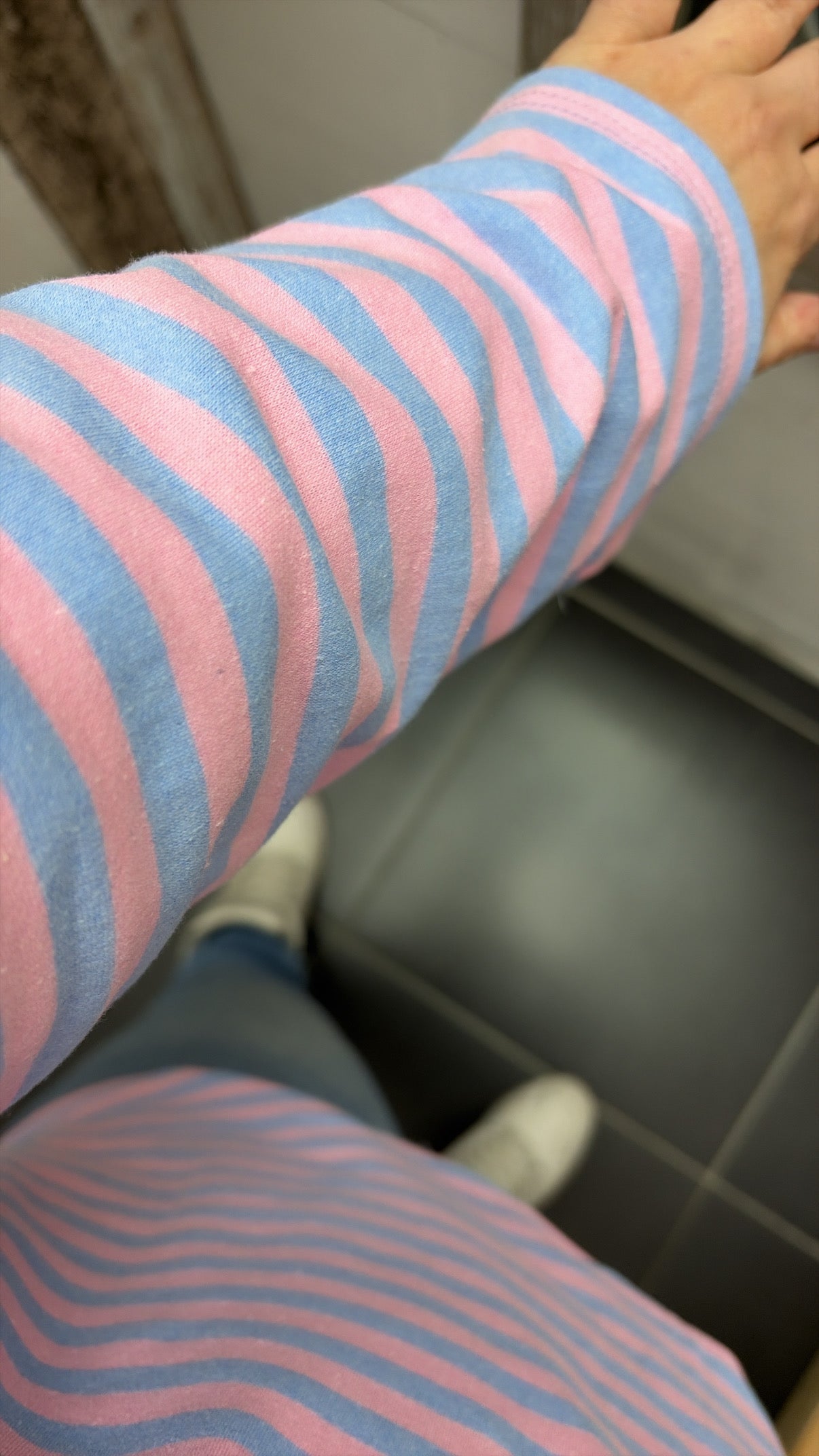 PS TOP ‘STREPEN EMBLEEM' | BLAUW/ROZE