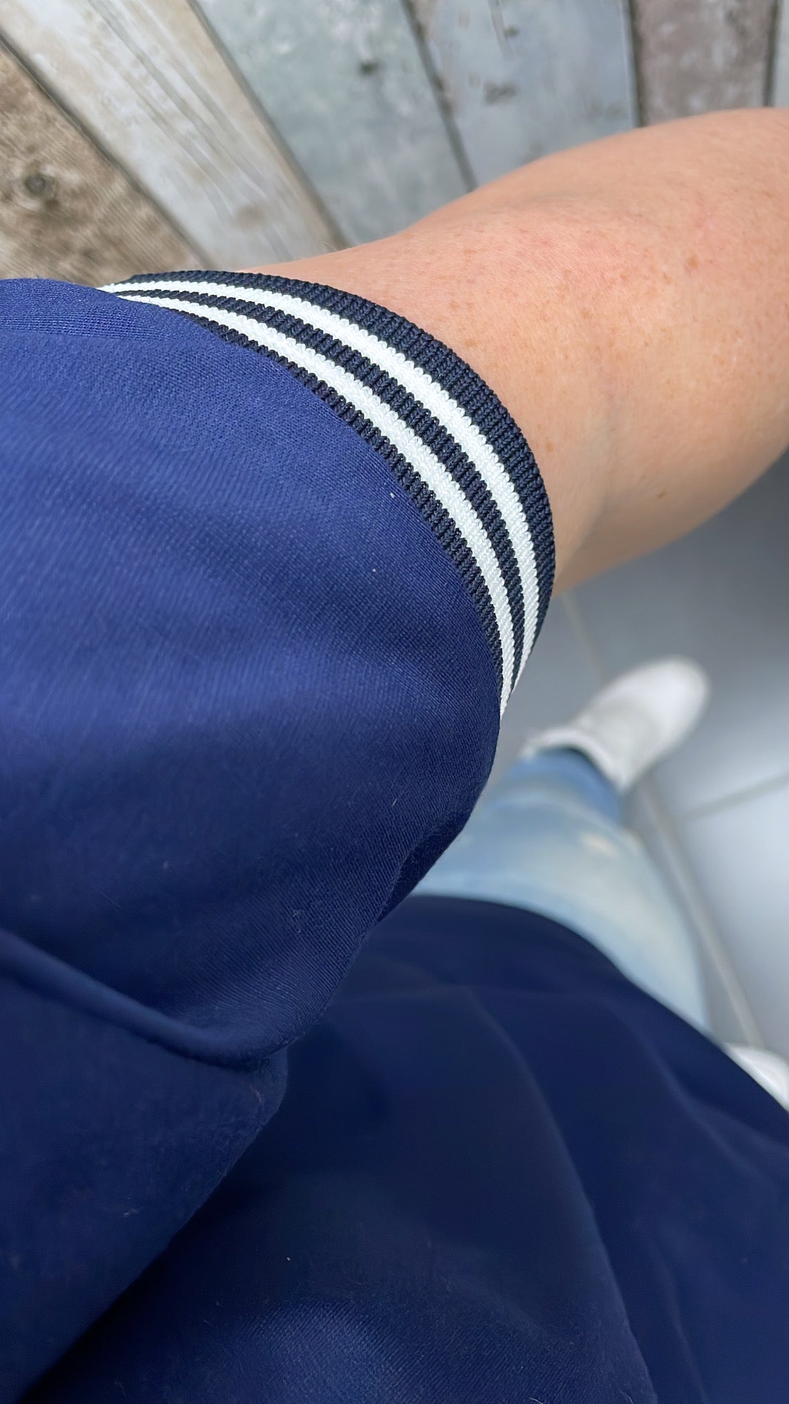 PS TOP 'V-HALS BIES' | NAVY