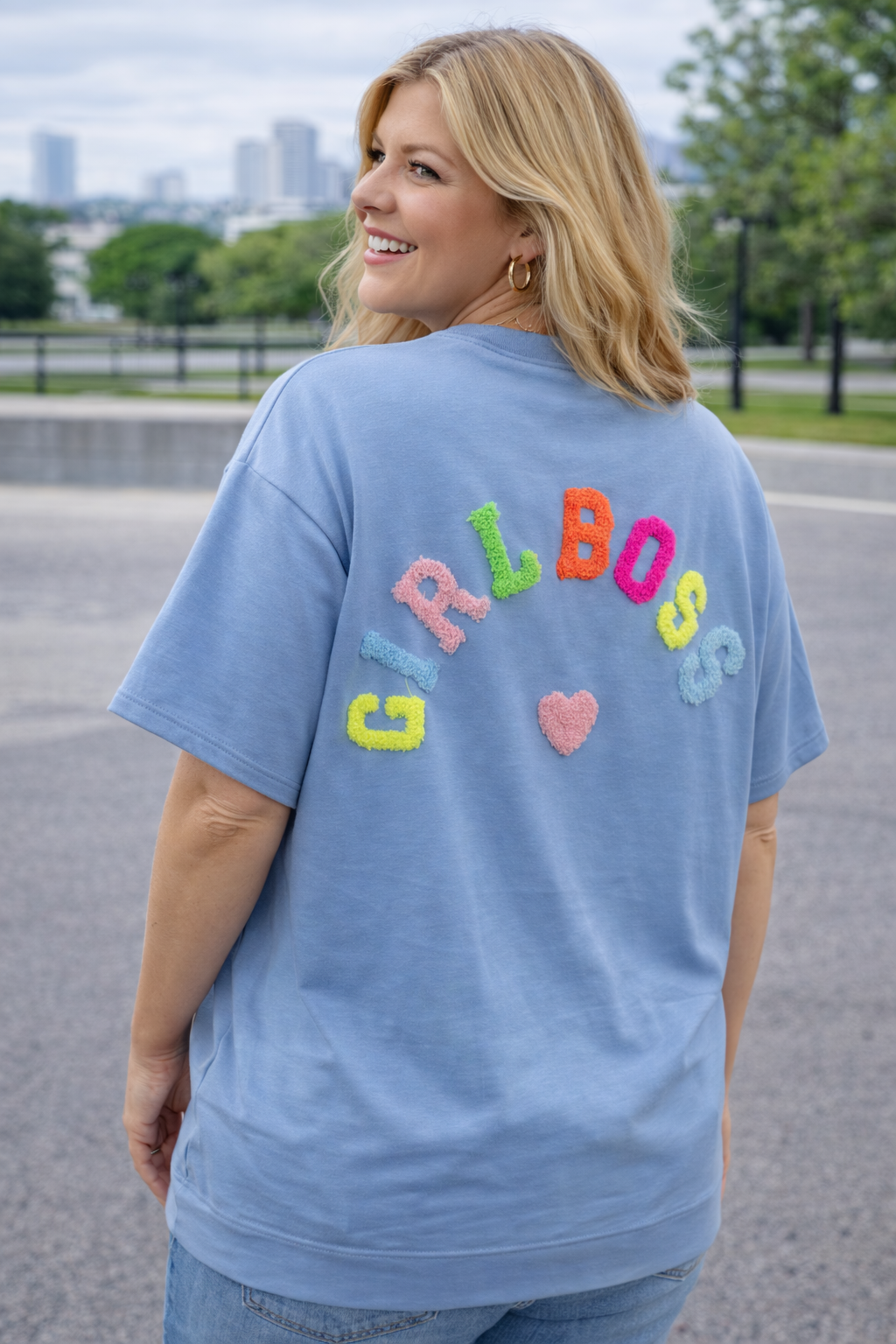 PS TOP ‘GIRLBOSS' | BLAUW