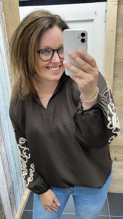 BLOUSE 'BORDUURSEL' | DONKERBRUIN