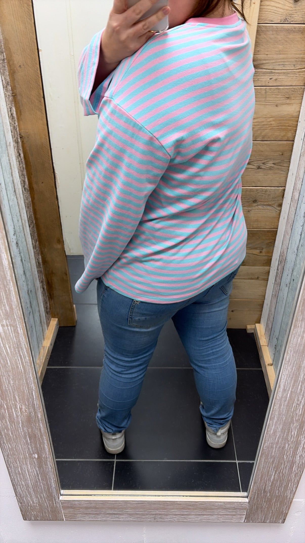 PS TOP ‘STREPEN EMBLEEM' | TURQUOISE/ROZE