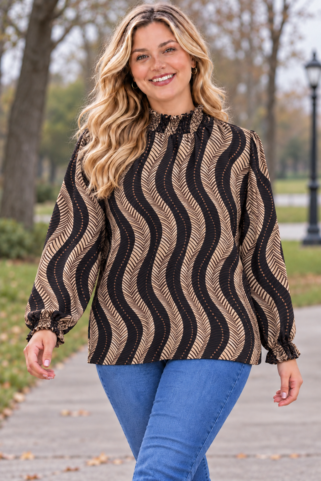 PS TOP 'GESMOKTE COLL' | ZWART