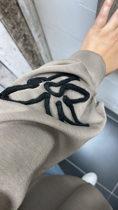 PS TRUI ‘BORDUURSEL’ | TAUPE