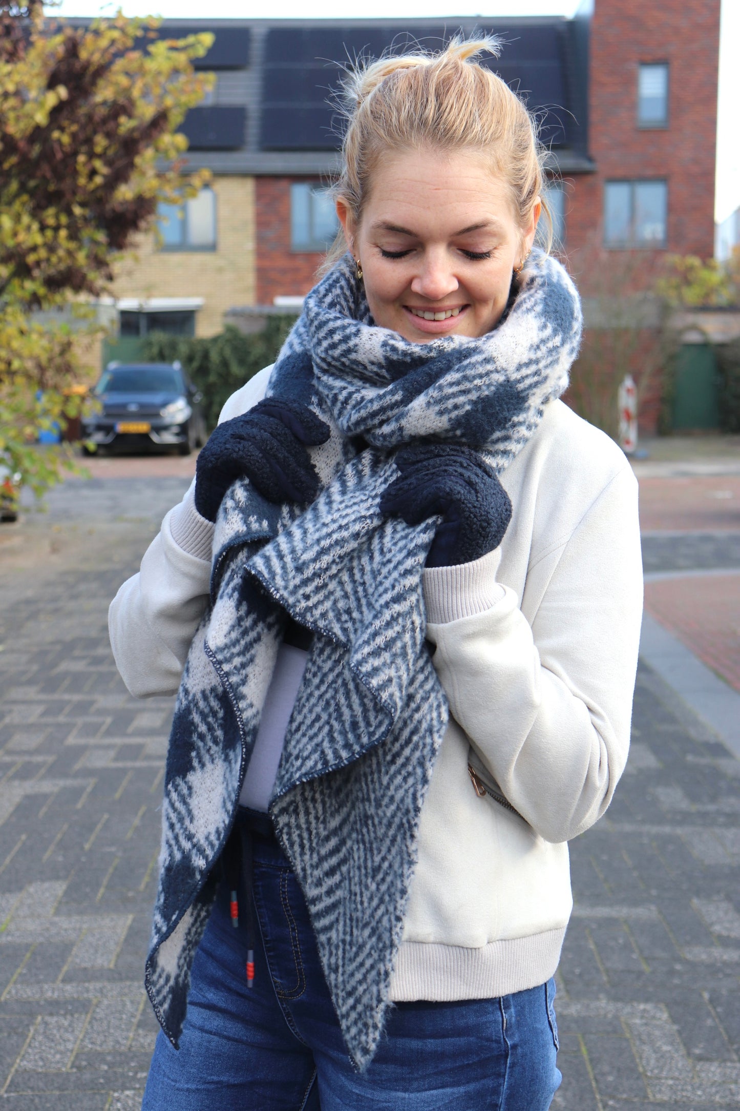 SJAAL ‘GEBLOKT’ | DONKERBLAUW