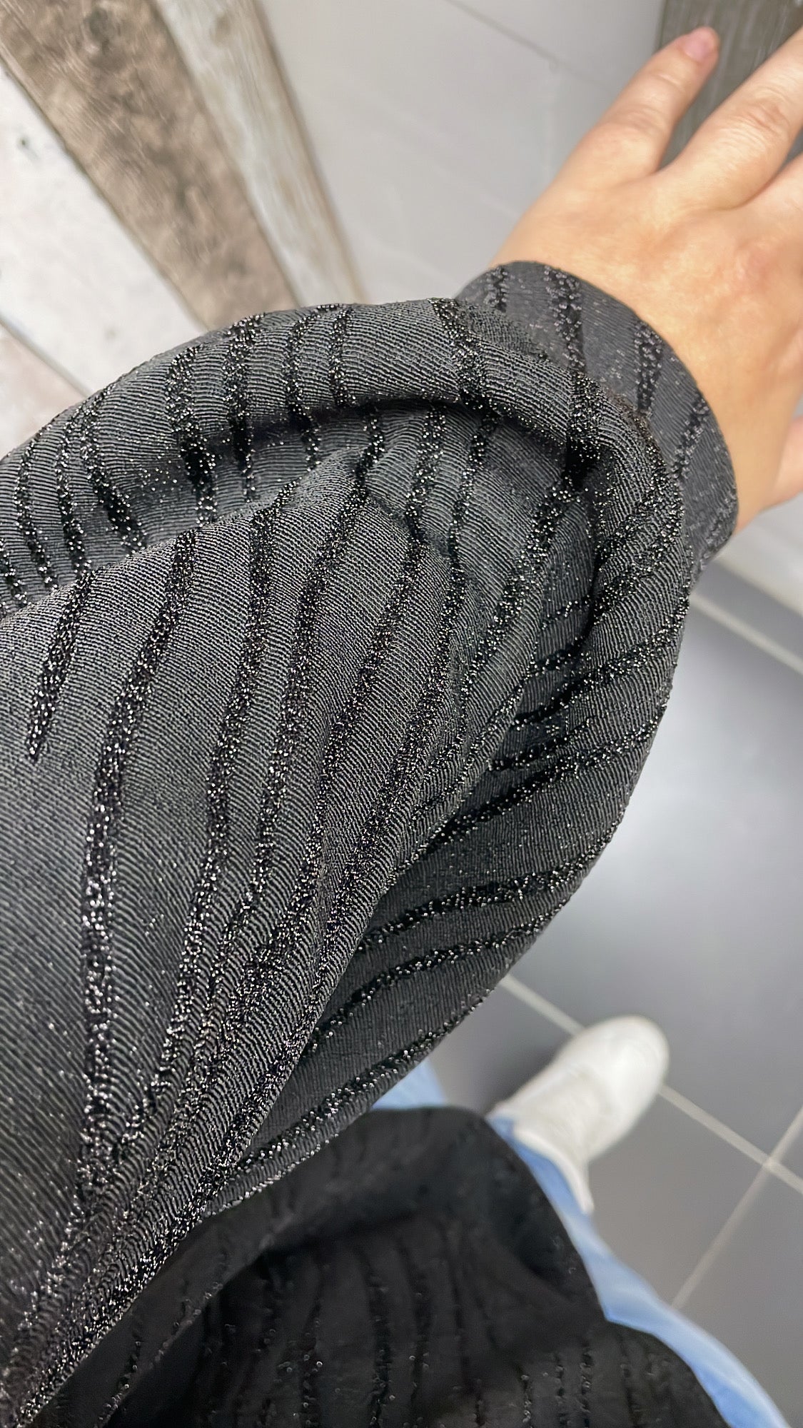 PS BLOUSE GLITTER 'STRIK' | ZWART