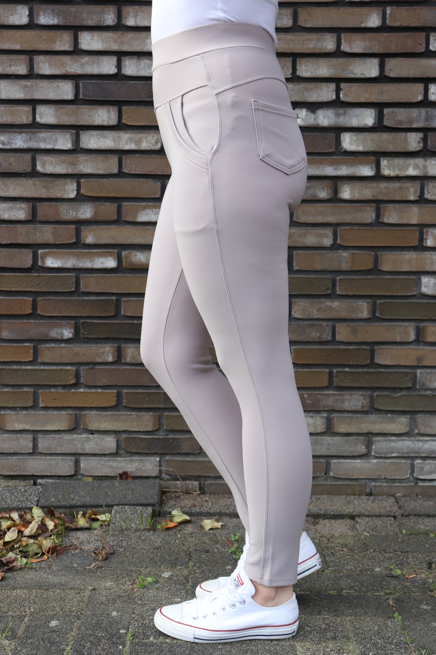 TRAVELBROEK | SHALLOW ASH