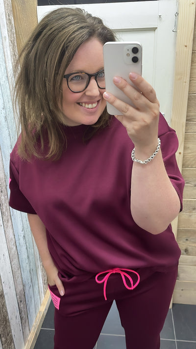 COMFY PAK LANG 'EMBLEEM' | BORDEAUX