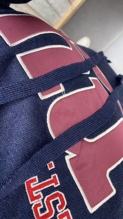 SWEATER 'NY CAPUCHON' | DONKERBLAUW