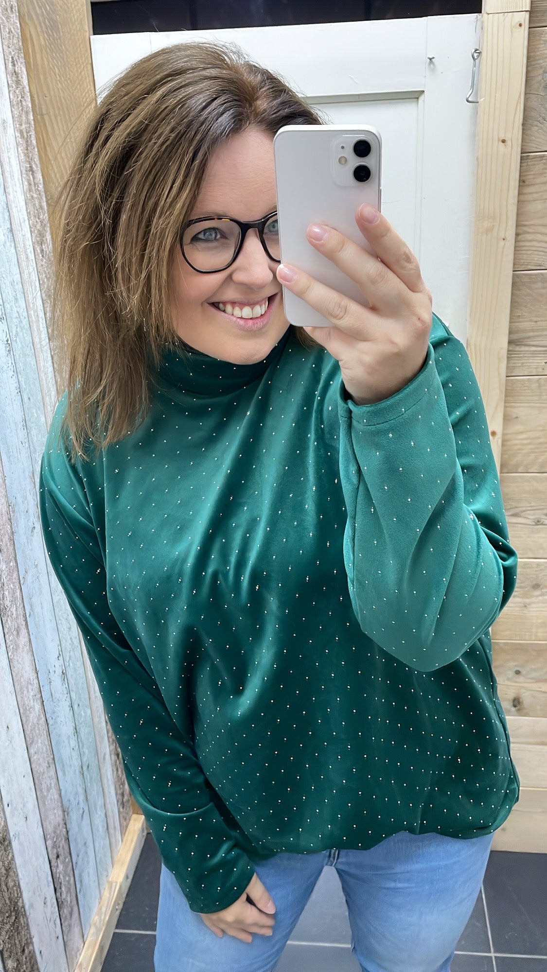 PS TOP 'COLL EMBLEEM' | DONKERGROEN