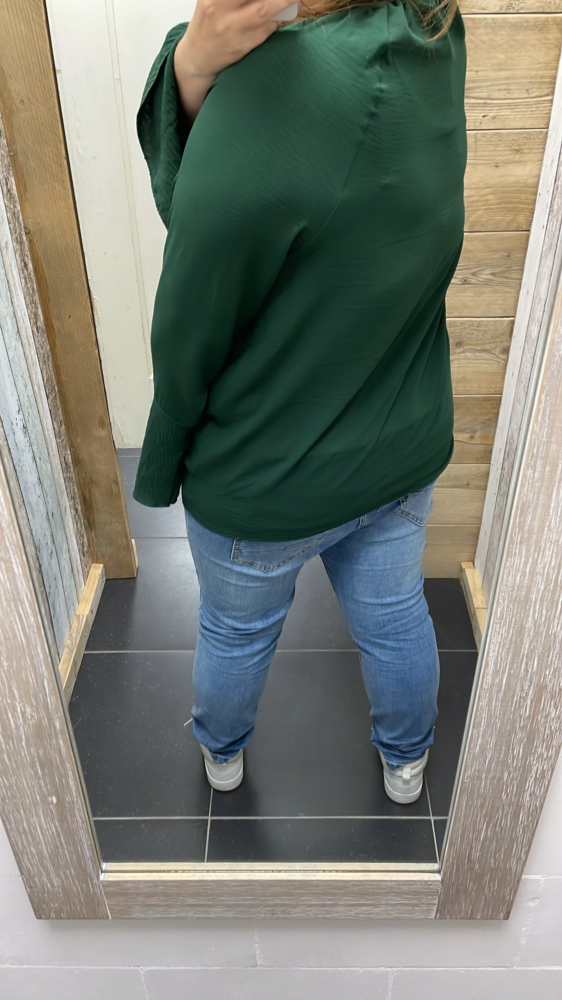 PS BLOUSE ‘TROMPETMOUW’ | DONKERGROEN