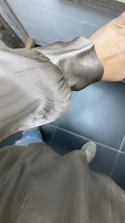 PS BLOUSE 'ZIJDE V-HALS' | ZILVER