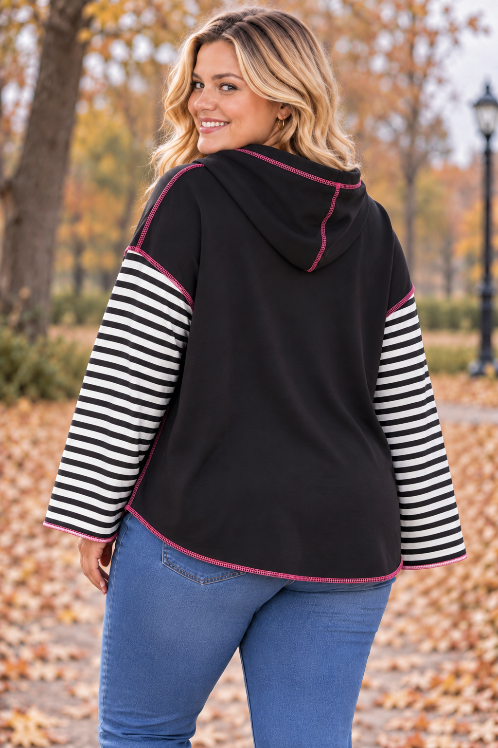 PS HOODIE 'STREPEN' | ZWART