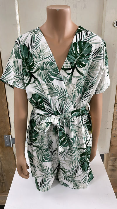 JUMPSUIT | LICHTGROEN