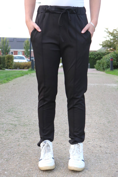 TRAVELSTOF BROEK 'BIES' | ZWART