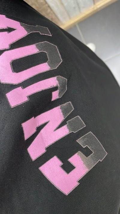 PS SWEATER 'ENJOY' | ZWART