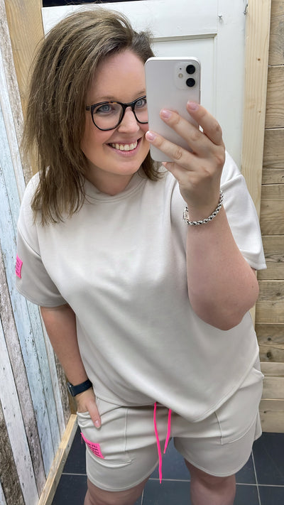 COMFY PAK 'EMBLEEM' | BEIGE