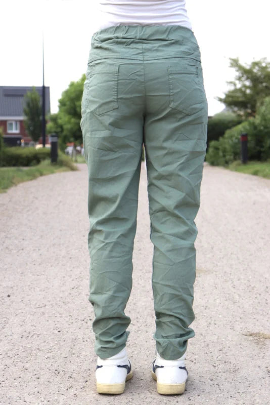 COMFY BROEK 'KOORD' | ZACHTGROEN